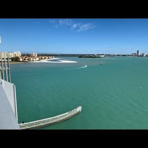 Meet your Posher, Emely